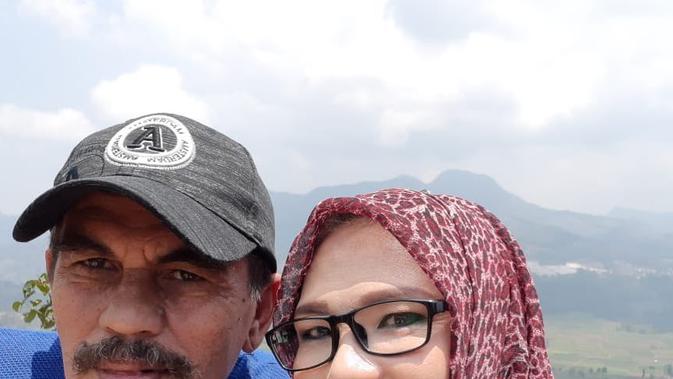 Hesti Erawati Ibunda Andhika Pratama (Sumber: Instagram/andhiiikapratama)