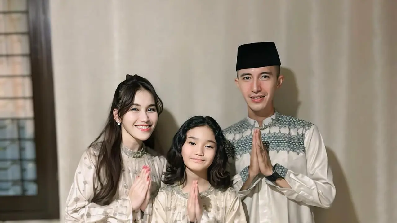 Selain Ayu Ting Ting, Ini 6 Seleb Batal Menikah Setelah Tunangan