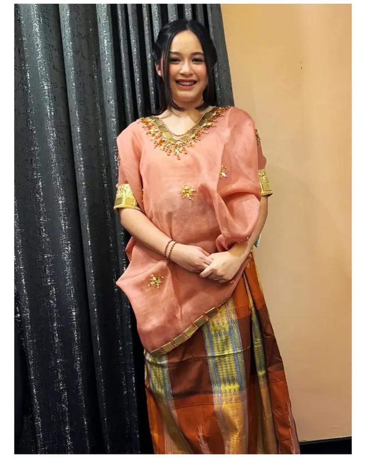 6 Potret Pasha Ungu dan Adelia Kondangan di Palu, Shakiena Azalea Curi Perhatian