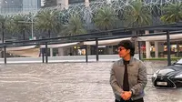 Lihat di sini gaya Atta Halilintar dan Aurel Hermansyah liburan di Dubai. [@attahalilintar/@aurelie.hermansyah]