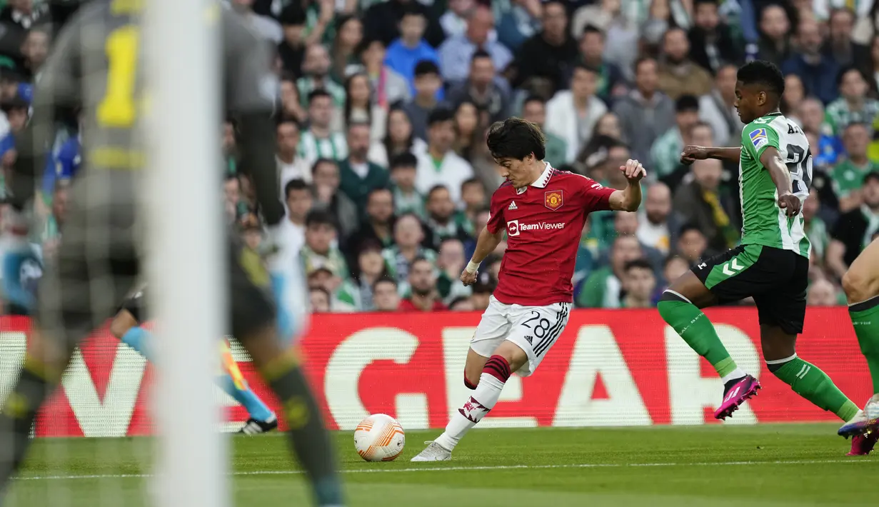 Di perempat final, Manchester United masih harus menunggu lawan yang bakal dihadapi.  (AP Photo/Jose Breton)