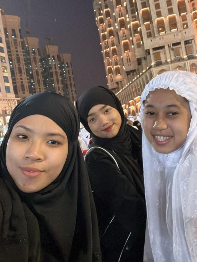 Fuji Umroh di Tanah Suci