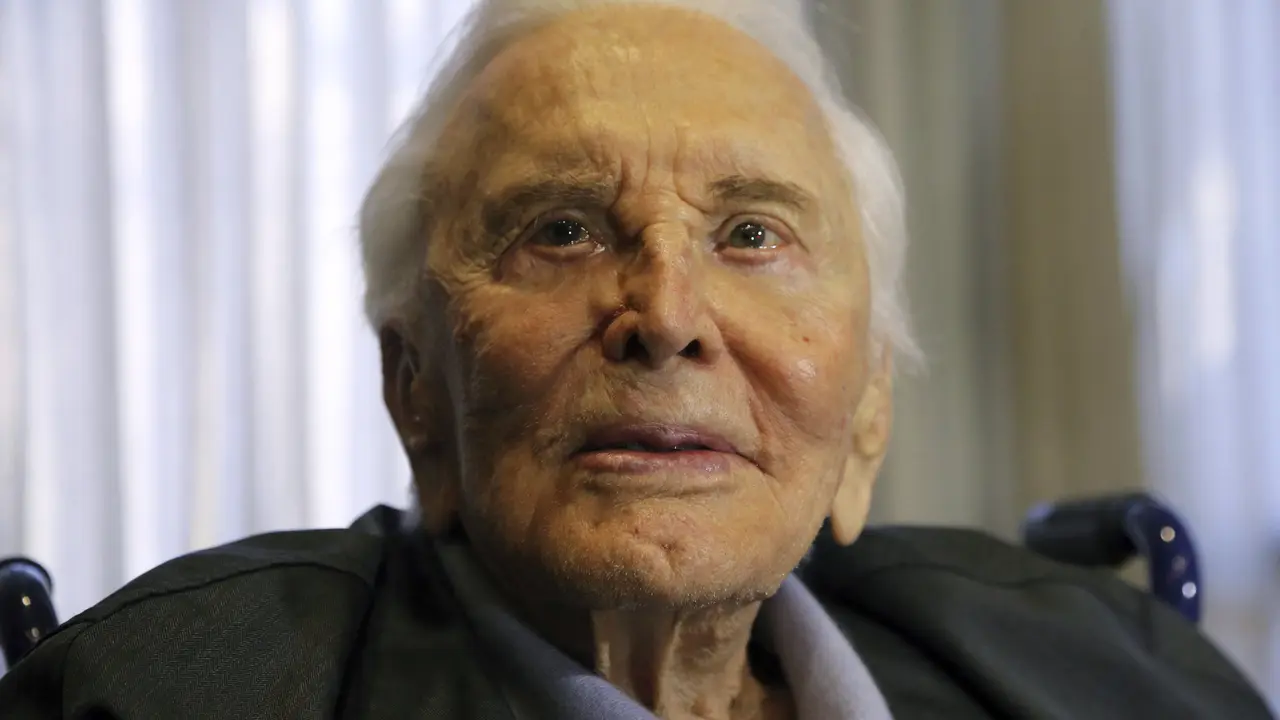 Kirk Douglas (AP Photo/Reed Saxon, File)