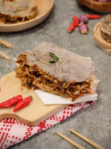 Cara Membuat Lumpia Basah Bandung Yang Simpel Lifestyle Fimela Com Setelah airnya surut maka bengkoang manisnya sudah jadi. cara membuat lumpia basah bandung yang