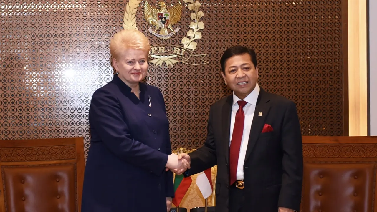 Ketua DPR RI Setya Novanto menerima kunjungan Presiden Republik Lithuania Dalia Grybauskaitė
