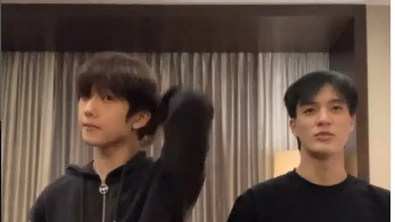 Tiba di Jakarta, member NCT Dream melakukan live Instagram di hotel tempat mereka menginap (Foto: Instagram nctdream)