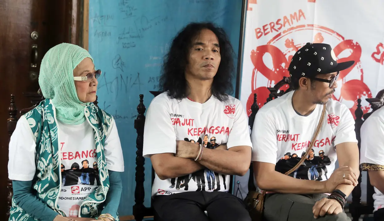 Bukan tanpa alasan grup band Slank menggelar konser di pesantren yang terletak di empat kota yang berbeda. Adanya perubahan lah yang menjadi tujuan utama Slank menggelar konser di Pesantren. (Nurwahyunan/Bintang.com)