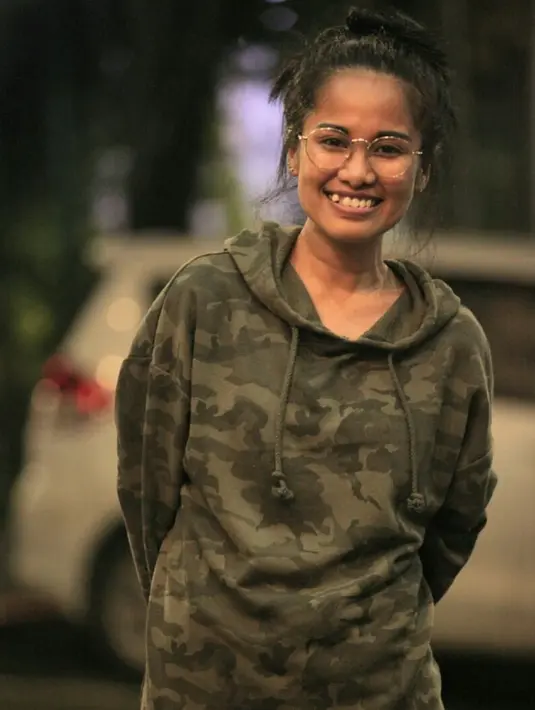 Setelah ramai menjadi perbincangan, akhirnya Chika pun buka suara mengenai video penampakan yang diunggahnya beberapa waktu lalu. Ia pun membantah bahwa itu bukan lah gimmick. (Instagram/cqawaode)