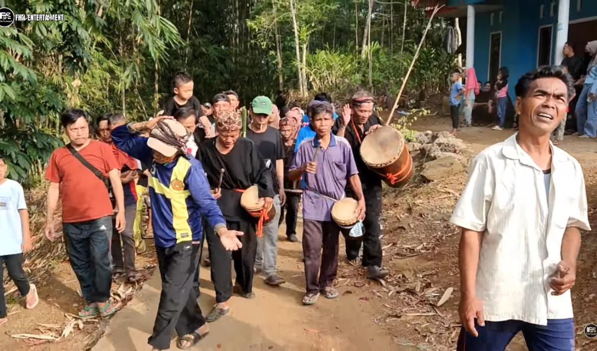 Bernama Gusaran dan Ngadokdok