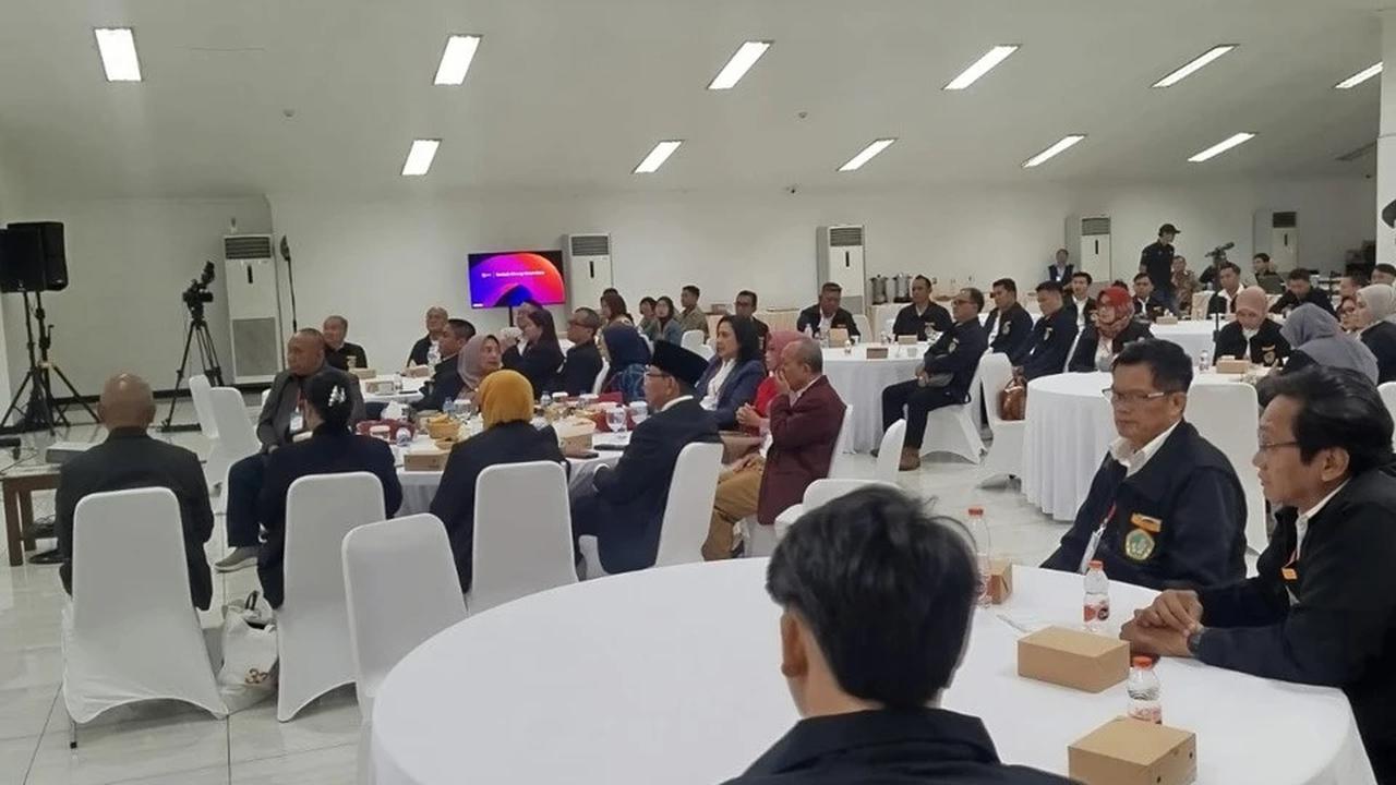 Mahasiswa UNTAG Semarang Kunjungi Indosiar