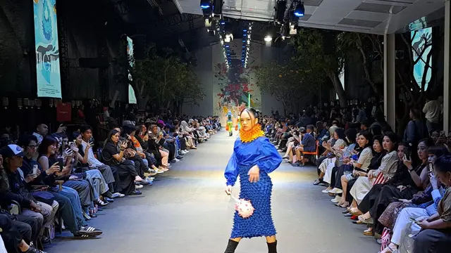 Naura Ayu di Runway JF3