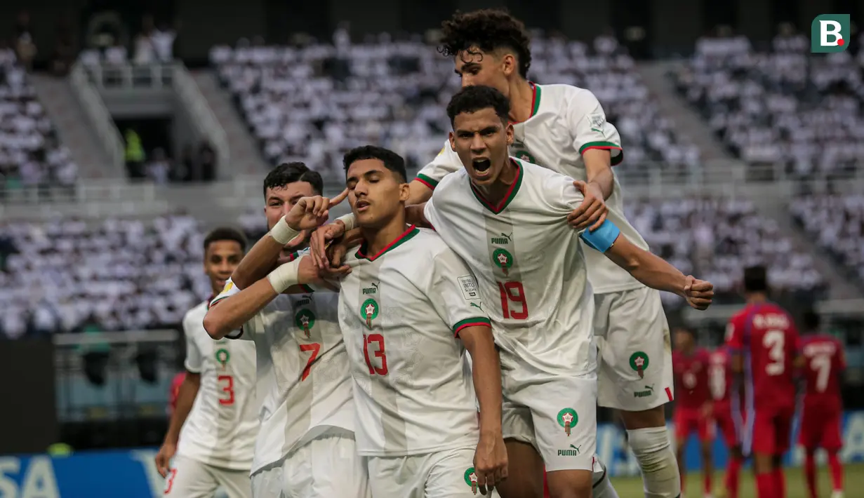 Foto Mengenal Sosok Saifdine Chlaghmo, Pencetak Gol Pertama di Piala