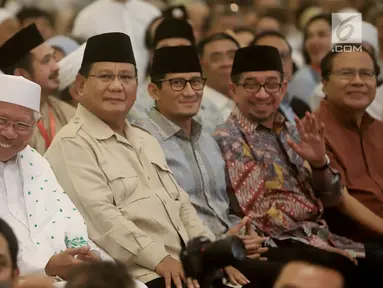 Capres dan Cawapres 02 Prabowo Subianto-Sandiaga Uno menghadiri acara Mengungkap Fakta-Fakta Kecurangan Pilpres 2019 di Jakarta, Selasa (14/5/2019). Dalam acara ini turut hadir para petinggi BPN dan menampilkan bukti-bukti kecurangan Pemilu 2019 yang ditemukan tim BPN. (merdeka.com/Iqbal S Nugroho)