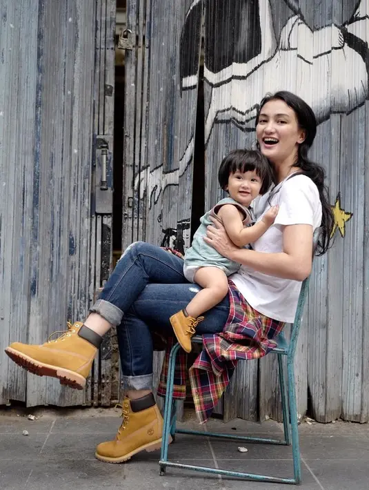 (Instagram/atiqahhasiholan)