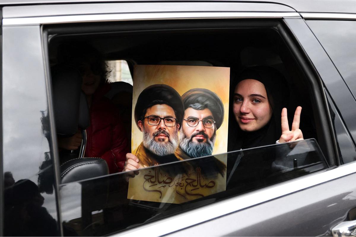 Kegembiraan Simpatisan Hizbullah Klaim Menang Perang Usai Israel Sepakati Gencatan Senjata