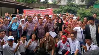 Beberapa pendukung Jokowi yang mendeklarasikan dukungan Anies-Sandi di antaranya Jokower, Jenggala Center, Projo, dan EP For Jokowi. (Liputan6.com/Khairur Rasyid)