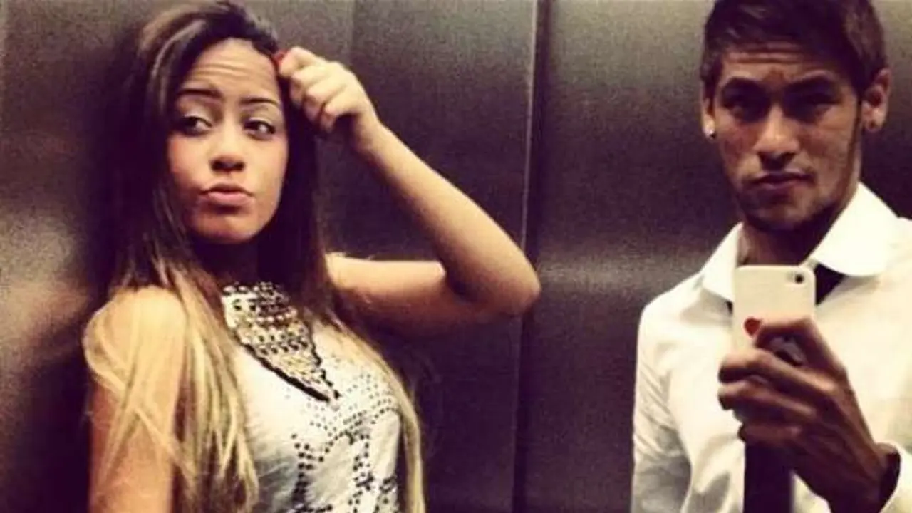 Adik Neymar Jr, Rafaela Beckran