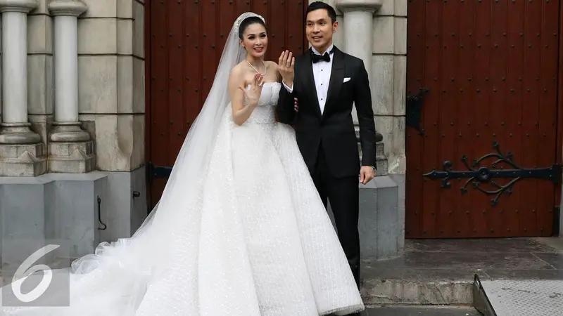 Sandra Dewi dan Harvey Moeis