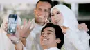 Kebahagiaan Abidzar Al-Ghifari putra mendiang Ustaz Jefri Al Buchori setelah kakaknya, Adiba Khanza, menikah dengan Egy Maulana Vikri. (Via Stories Instagram @antzcreator)
