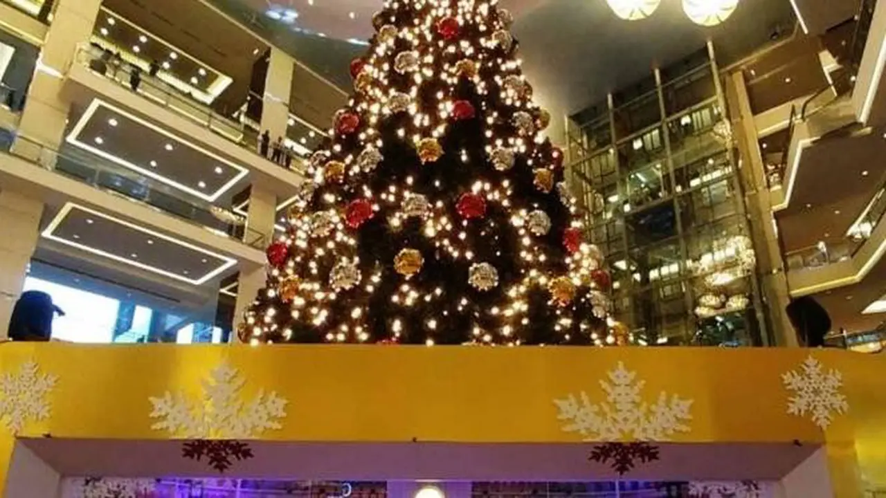 Instalasi Natal Terbaik di Dunia Dapat Anda Saksikan di Mal Ini!