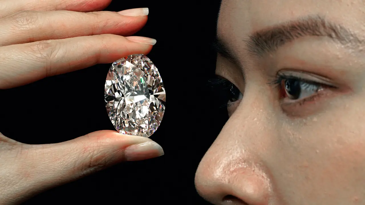 Berlian Sempurna 102 Karat