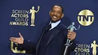 Will Smith di SAG Awards 2022. (Jordan Strauss/Invision/AP)