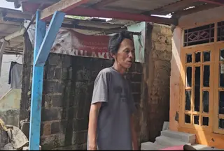Sudrajat saat ditemui di kediamannya di wilayah Rawa Panjang, Bojonggede, Bogor. (Liputan6.com/Dicky Agung Prihanto)