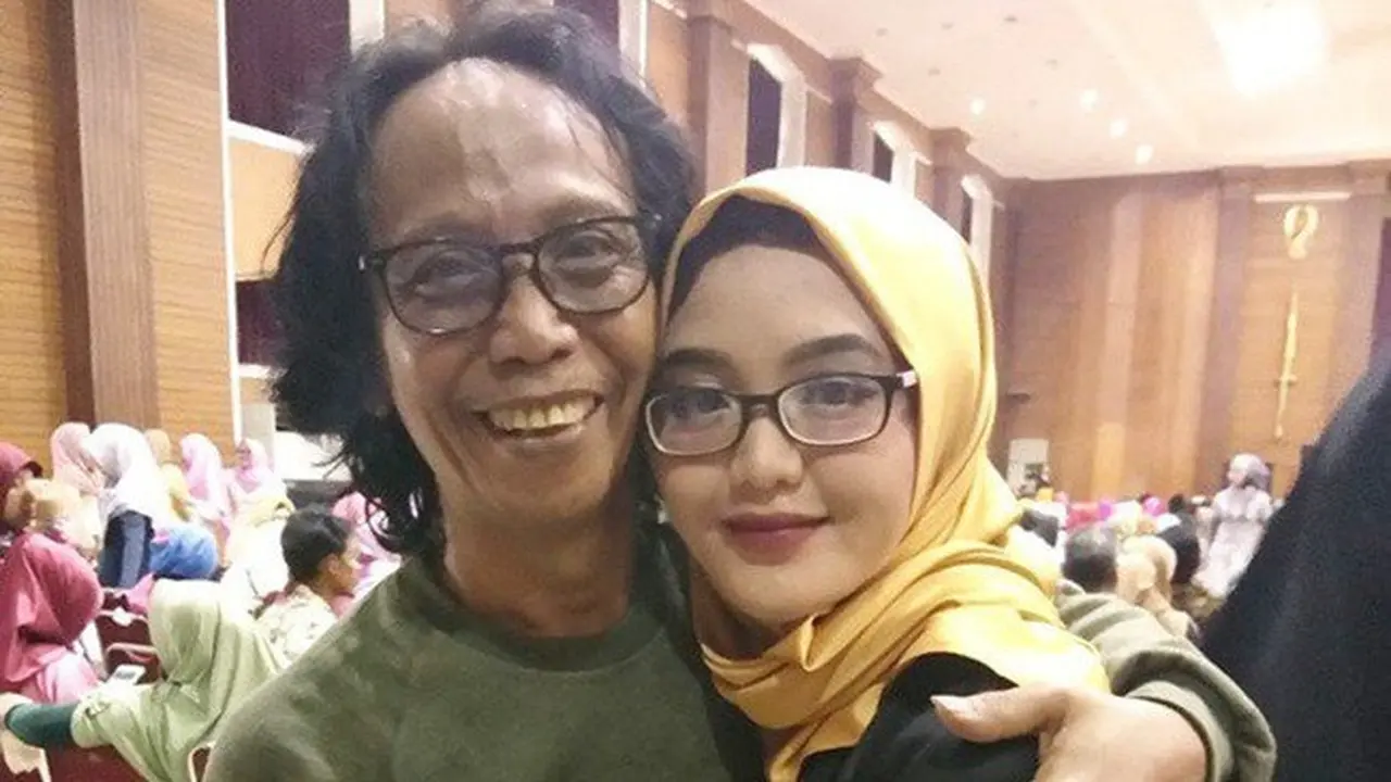 Mandra dan Tia Septiana