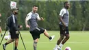 Messi baru saja diperkenalkan dan akan melakoni laga debutnya akhir pekan ini. Pada laga debutnya itu, banyak yang sudah membeli tiket.(AP Photo/Lynne Sladky)