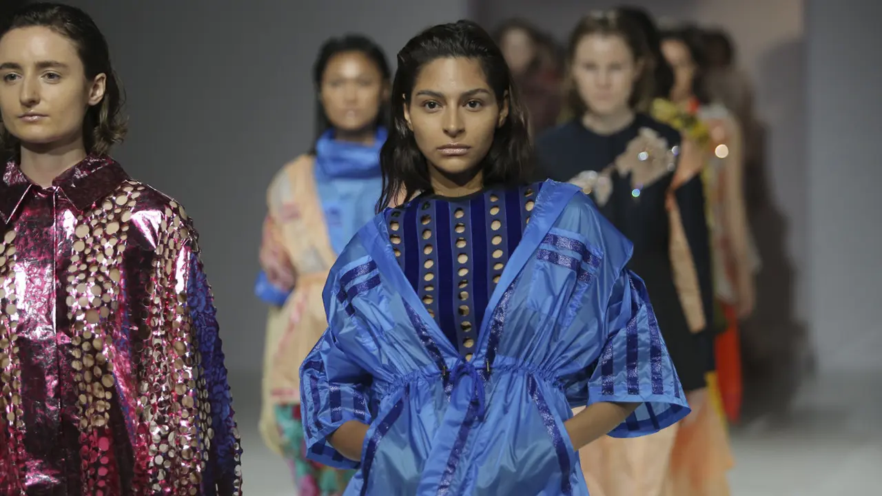 Heaven Tanudiredja Kembali Menggebrak Industri Fashion Indonesia dengan Karya Terbarunya