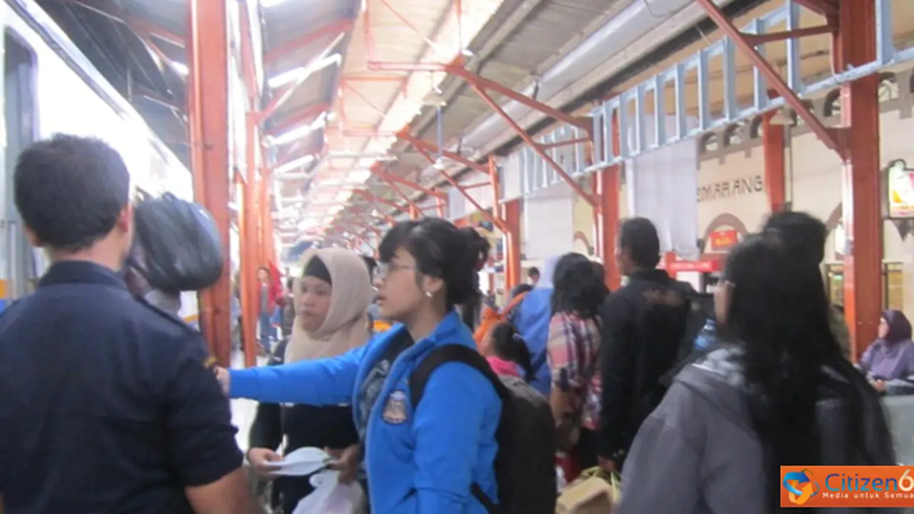 121227cstasiun.jpg