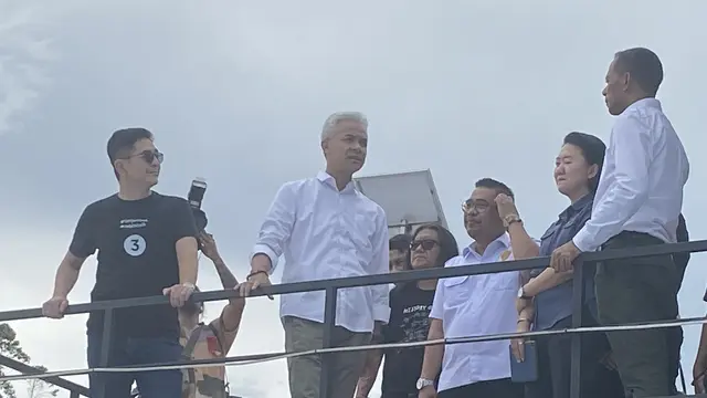 Calon presiden (capres) Ganjar Pranowo melakukan kunjungan ke Ibu Kota Nusantara (IKN) pada Kamis (7/12/2023).