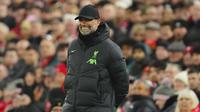 Pelatih Liverpool, Jurgen Klopp saat menghadapi Chelsea pada laga pekan ke-22 Premier League 2023/2024 di Anfield Stadium, Liverpool, Rabu (31/1/2024). (AP Photo/Jon Super)