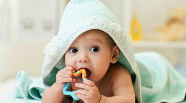 Perkembangan Anak Sudah Bisa Apa Saja Harusnya Bayi Enam Bulan Parenting Fimela Com