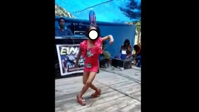 Biduan Kecil Goyang Seronok Bikin Miris dan Elus Dada