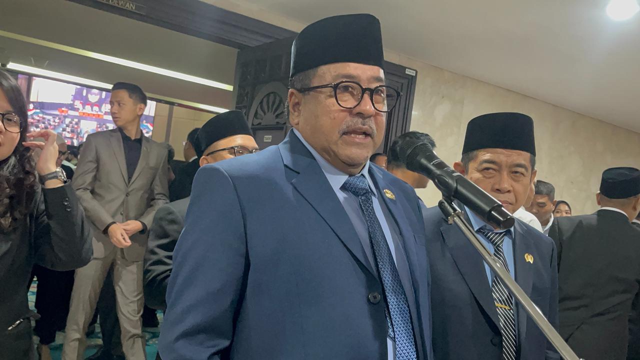 Tidak Ada Pujian, Begini Komentar Singkat Rano Karno Viral Ketua RT Termuda Bereskan Masalah Jalan