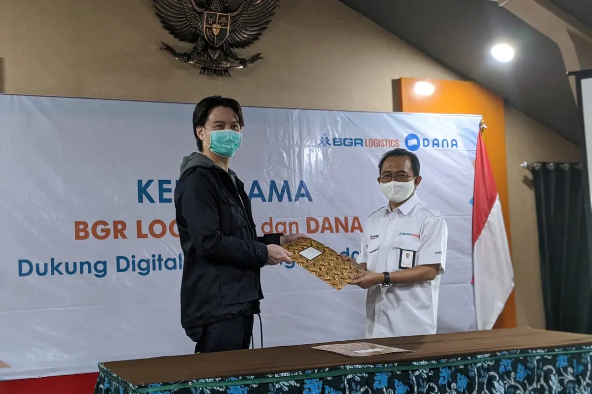 Pulihkan Ekonomi UMKM, DANA Gandeng BGR Logistics untuk Digitalisasi Warung