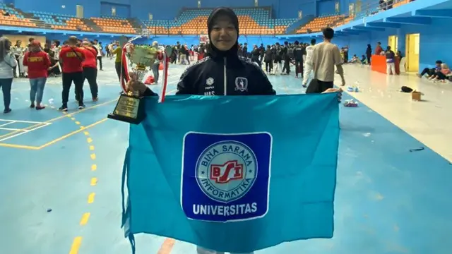 Uyo Masruroh Gondol Medali Emas pada Kejuaraan Taekwondo Piala Kemenpora RI