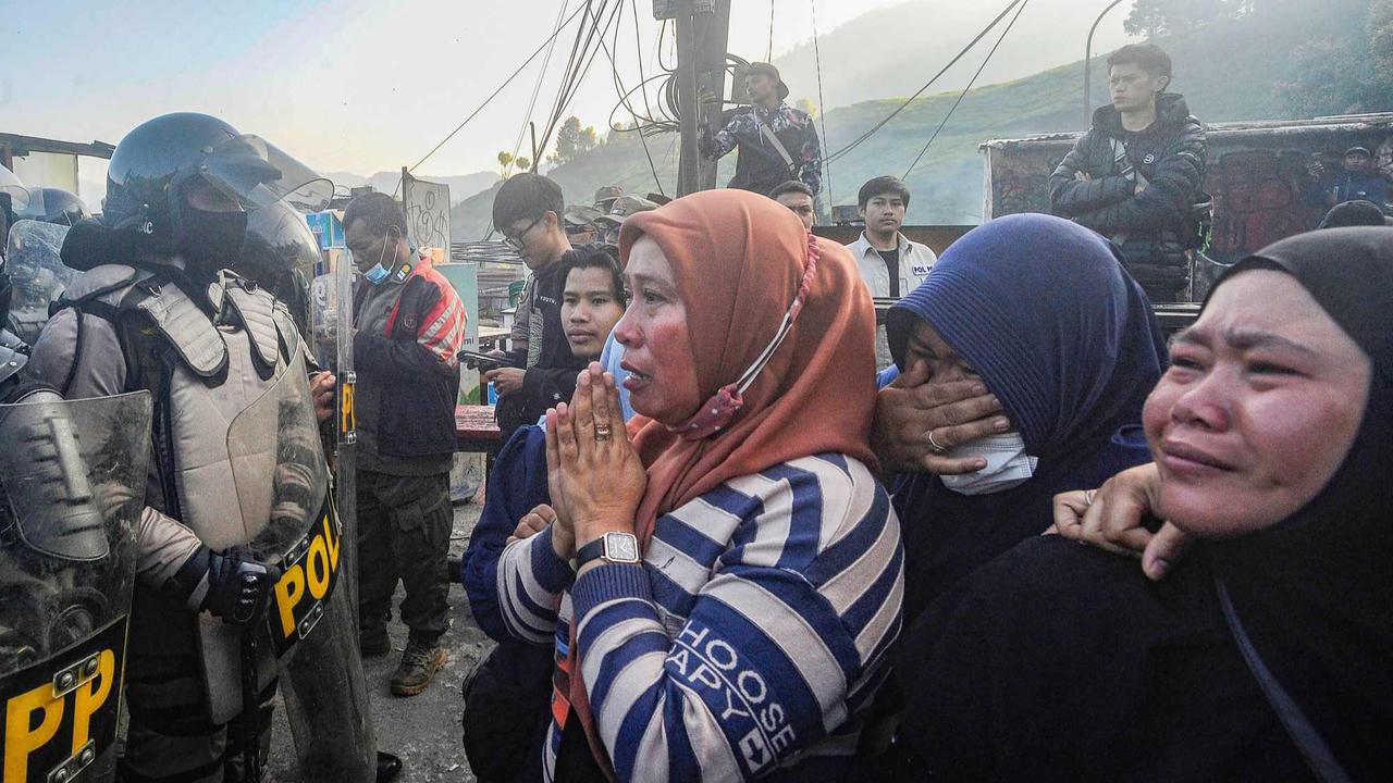 Kaleidoskop 2024: Deretan Foto Peristiwa Menghebohkan dan Bersejarah di Tanah Air