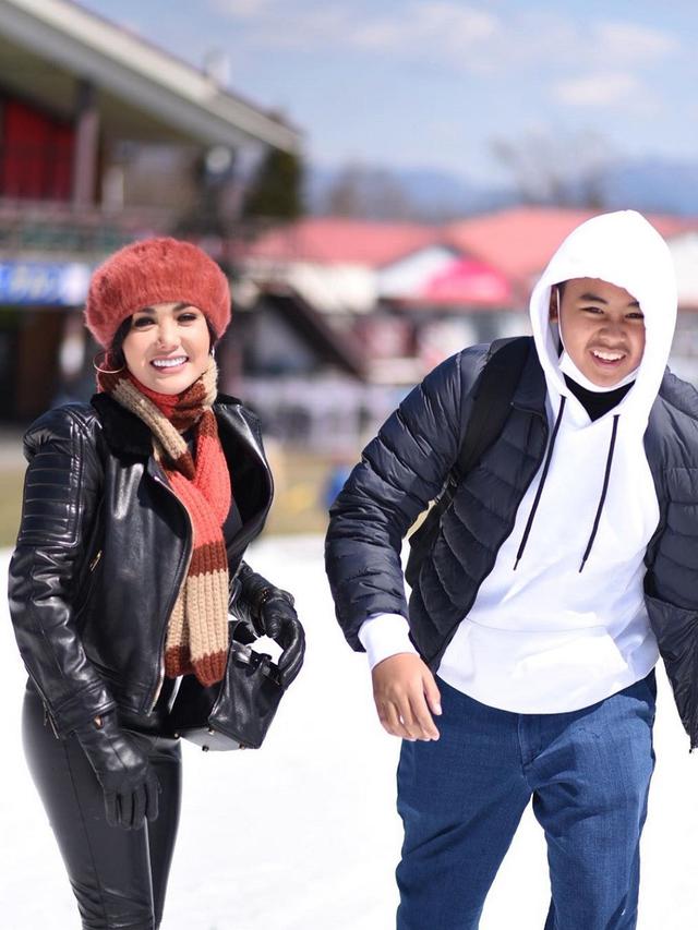 Yuni Shara dan Cello Siahaan