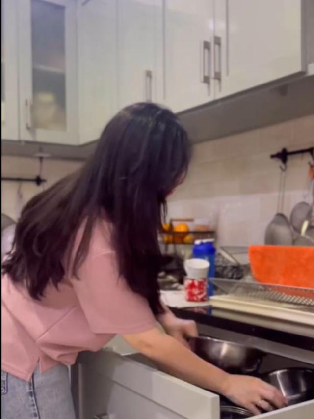 Dapur rumah Asmirandah