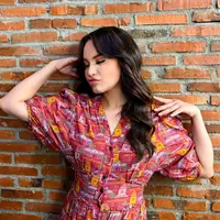 Rossa curi perhatian lewat fresh look di foto terbarunya. (instagram.com/itsrossa910)
