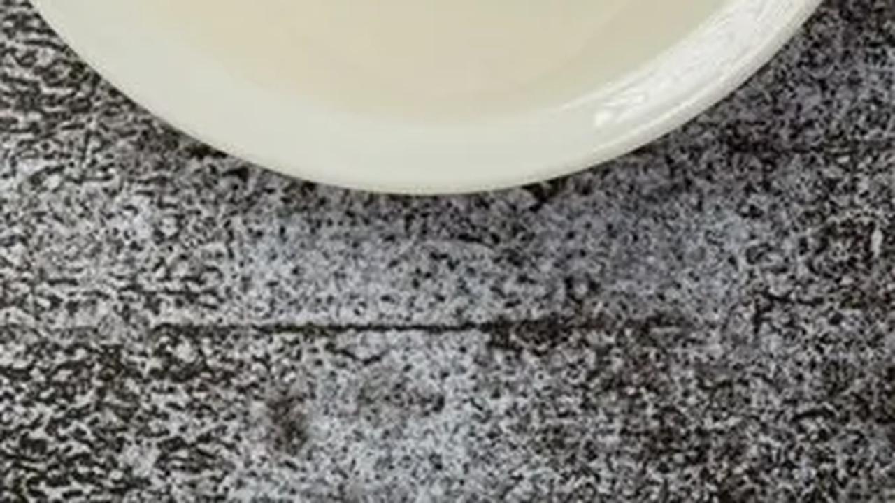 Apapun pilihannya, keduanya memberikan kontribusi positif pada asupan nutrisi harian kita. Yang terpenting, selalu konsisten dalam mengonsumsi telur sebagai bagian dari pola makan seimbang.