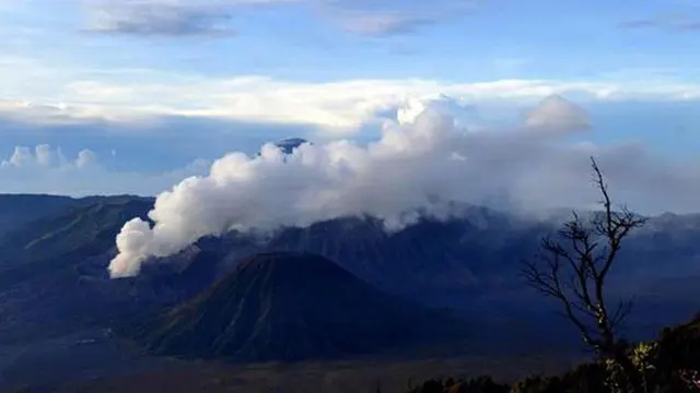 Tiga Letusan Gunung Berapi Indonesia yang Mengguncang Dunia