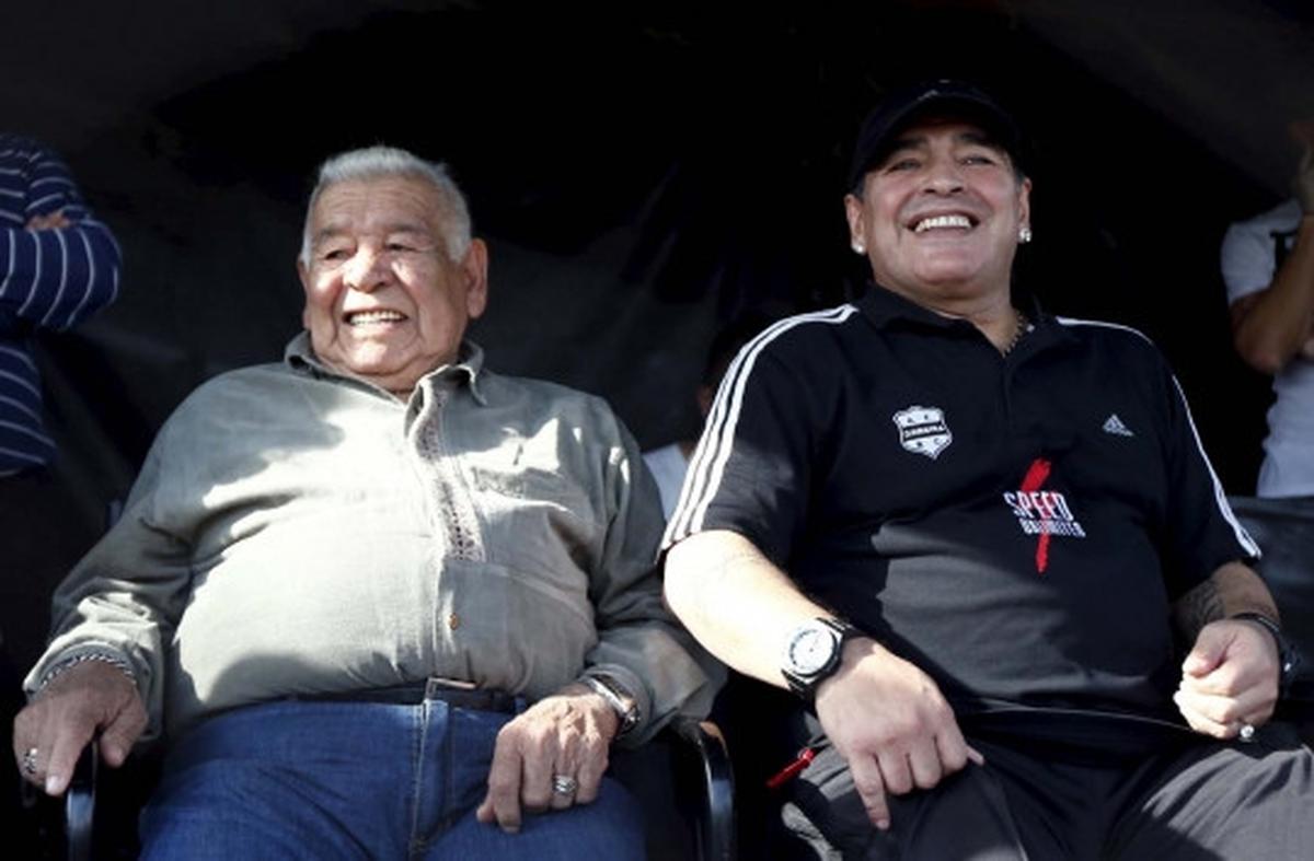 Mengenang keakraban Diego Maradona bersama sang ayah