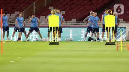 Semua pemain tim Tango hadir dalam latihan yang dipimpin langsung oleh Lionel Scaloni. (Liputan6.com/Helmi Fithriansyah)