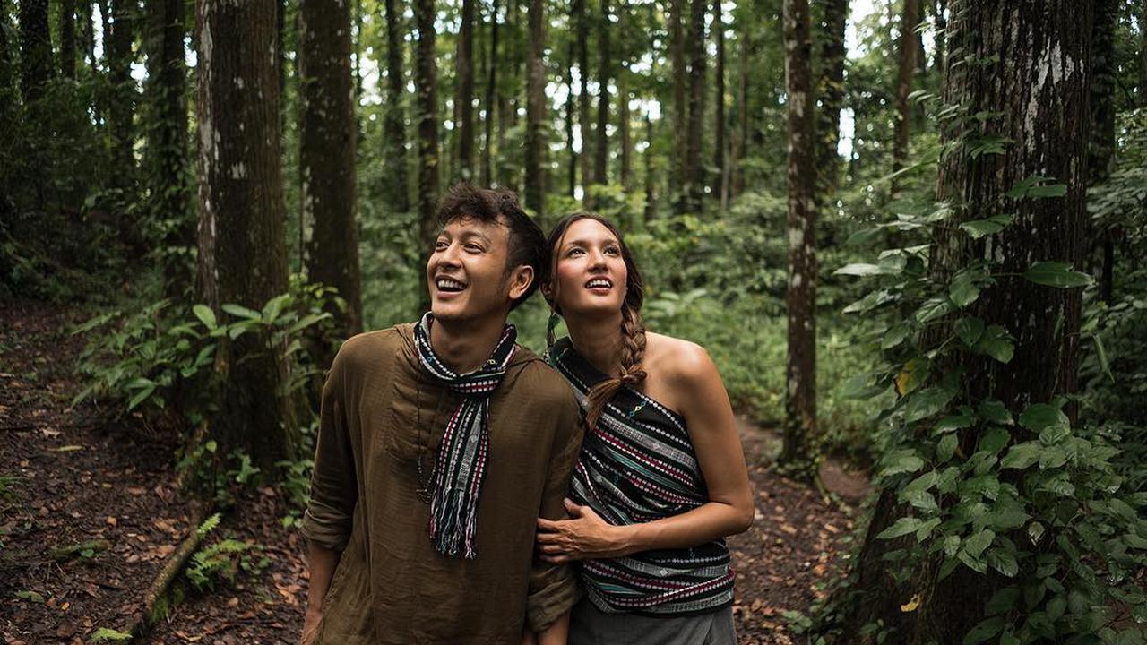 [Bintang] Dimas Anggara dan Nadine Chandrawinata
