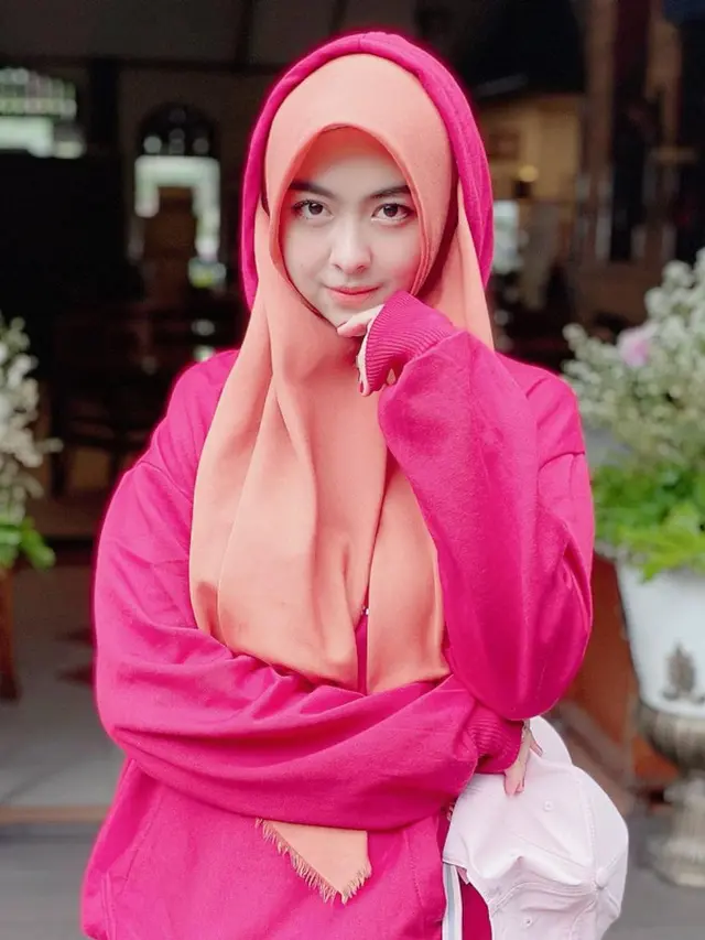 Selebgram dokter Shindy Putri