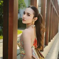 Intip pesona Mahalini Raharja yang membius saat hadiri sangjit sahabat (@mahaliniraharja)