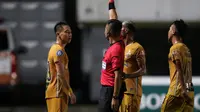 BRI Liga 1: Bhayangkara FC Main Imbang dengan PSIS, Paul Munster Malu dengan Kinerja Wasit di Indonesia